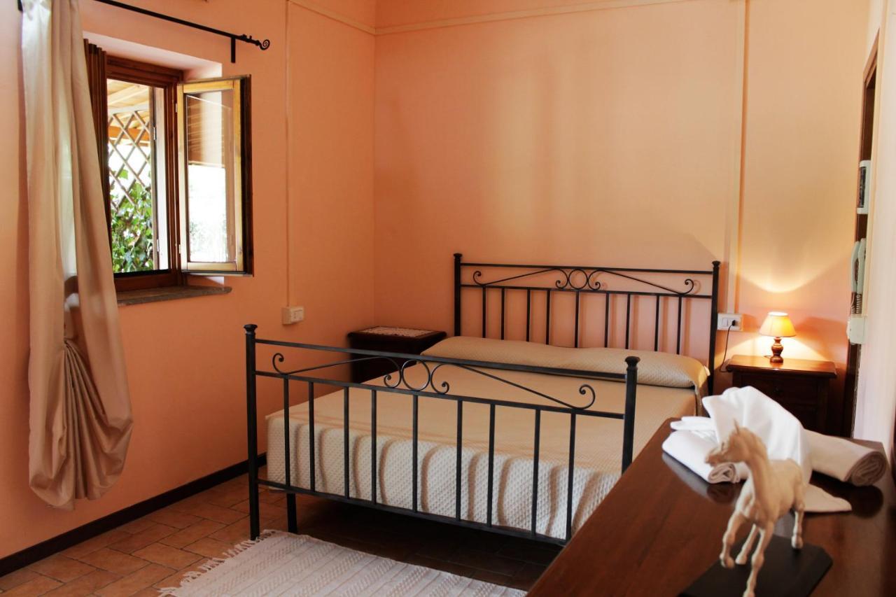 Hostel La Dimora Degli Etruschi Civitella Cesi Zewnętrze zdjęcie